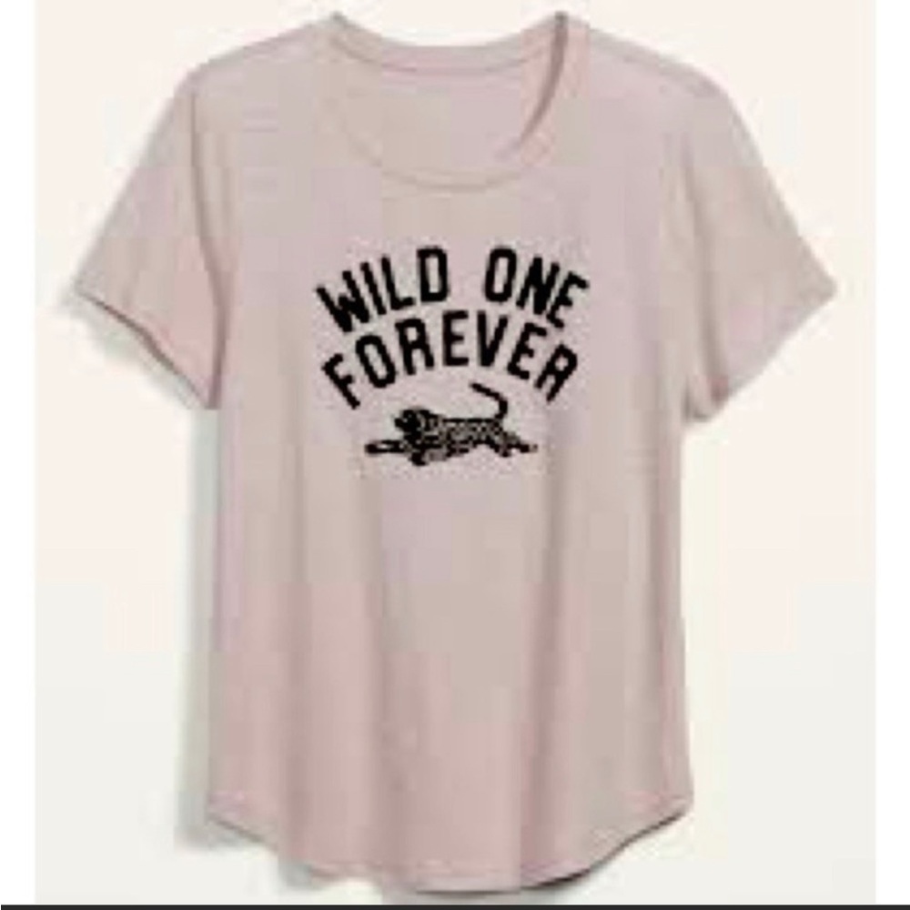 Wild one forever old navy tshirt size medium nwt